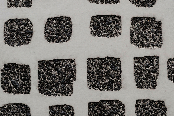 GCTexture Turtle nega white cement - black aggregate | Hormigón liso | Graphic Concrete
