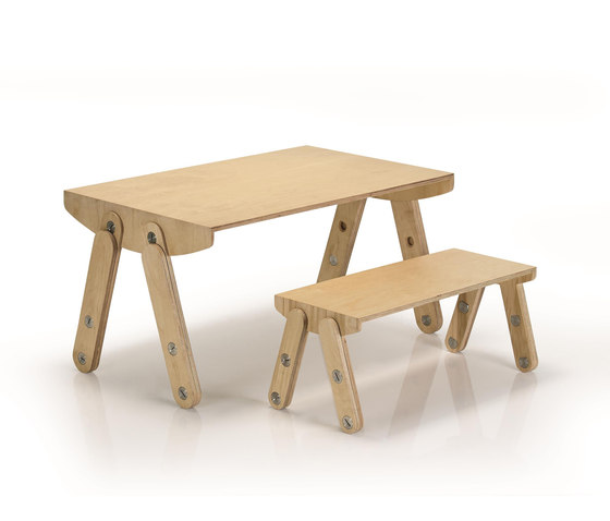 Milky Desk & Bench | Mesas para niños | GAEAforms