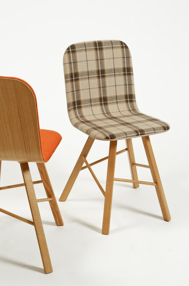 Tria Simple Chair Fabric | Chairs | Colé