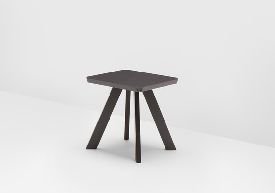 Corner side table | Tables d'appoint | H Furniture
