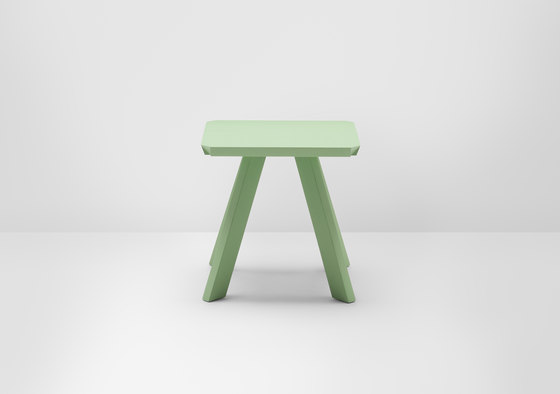 Corner side table | Side tables | H Furniture