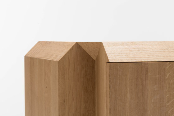 Corner sideboard | Aparadores | H Furniture