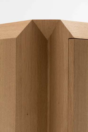 Corner sideboard | Sideboards / Kommoden | H Furniture