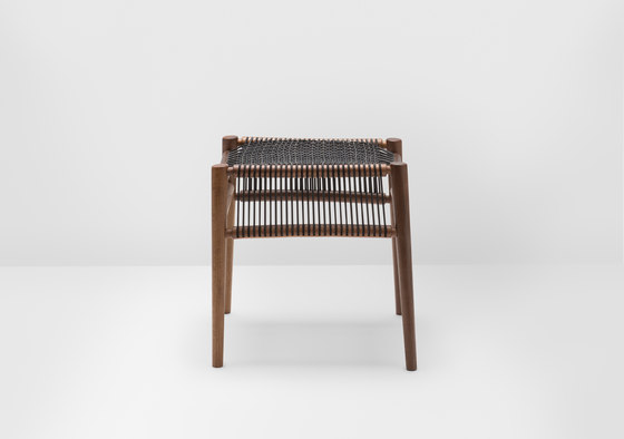 Loom stool | Tabourets | H Furniture