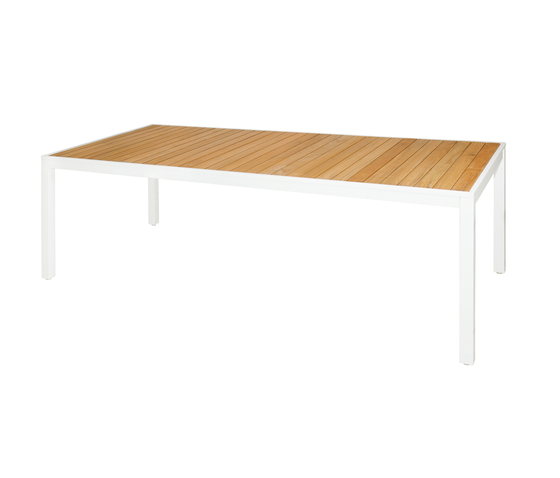 Allux dining table 220x100 cm (straight slats) | Tables de repas | Mamagreen