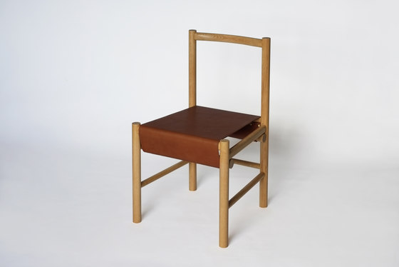 Range Chair | Chaises | Fort Standard