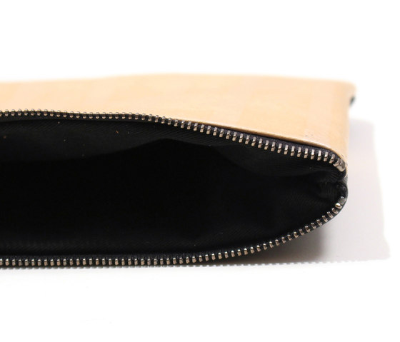 Pearl Crosshatch Leather Clutch - 11x7.5 | Bolsos | AVO