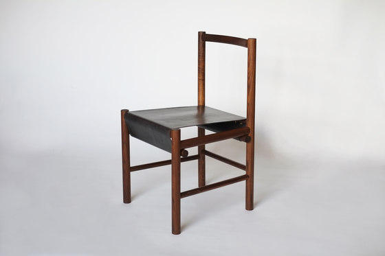 Range Chair | Sillas | Fort Standard
