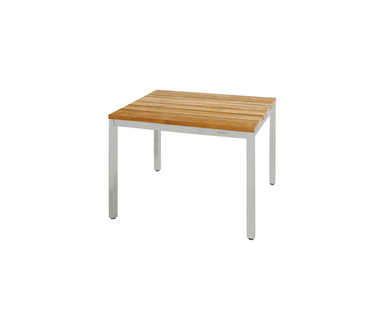 Oko dining table 90 x 90 cm (post legs) | Dining tables | Mamagreen