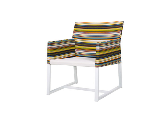 Stripe casual chair (horizontal-leisuretex seat) | Poltrone | Mamagreen