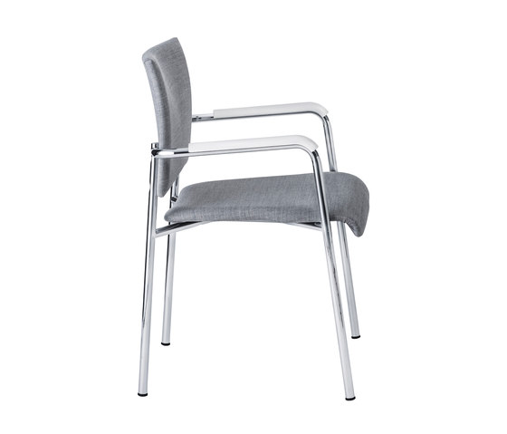 RIVO | Chairs | BRUNE