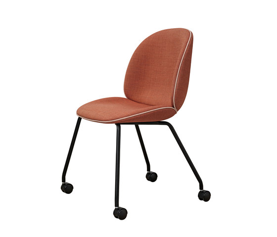 Beetle Castor Chair | Chairs | GUBI