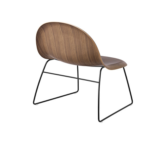 Gubi Sledge Lounge Chair | Sessel | GUBI