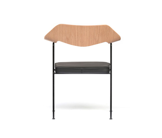 675 chair oak and black | Chairs | Case Furniture