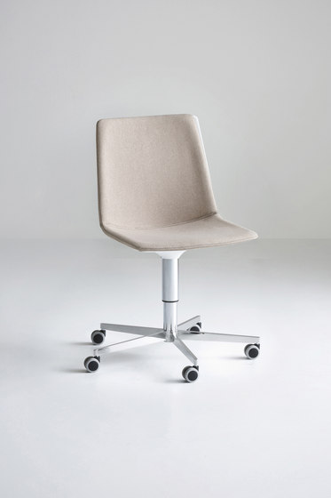 Akami 5R | Office chairs | Gaber