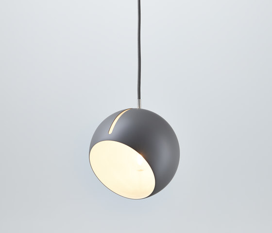 Tilt Globe pendant light grey | Suspended lights | Nyta