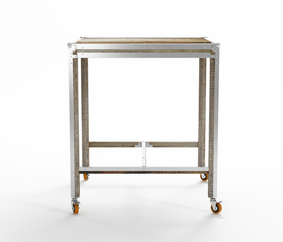 Roadie SQUARE BAR TABLE | Tables consoles | Karpenter