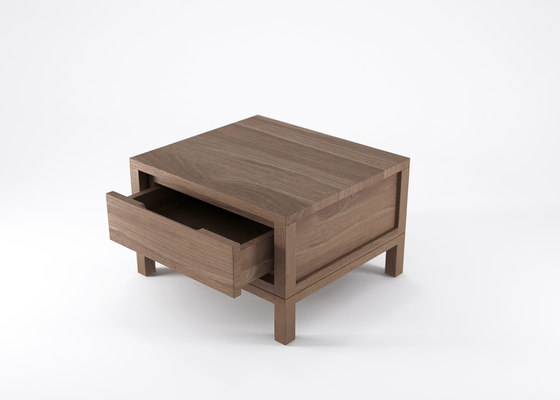 Solid BEDSIDE TABLE | Nachttische | Karpenter
