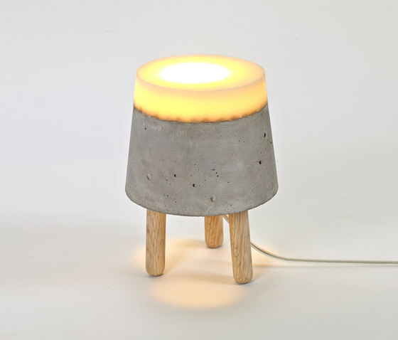 Concrete Table Lamp small | Lámparas de sobremesa | Serax