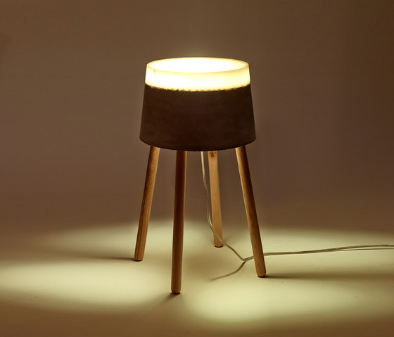 Concrete Table Lamp medium | Lampade tavolo | Serax