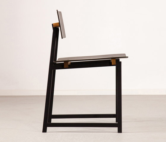 Tea Chair | Stühle | Token