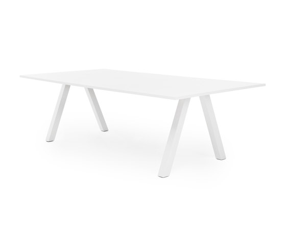 Frankie Conference Table A-Leg | Mesas contract | Martela