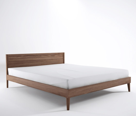 Vintage QUEEN SIZE BED | Betten | Karpenter