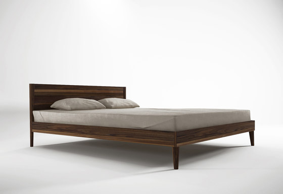 Vintage QUEEN SIZE BED | Lits | Karpenter
