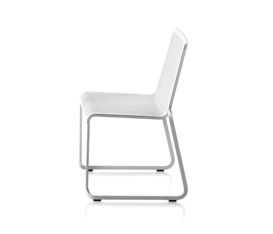 Oxo chair | Chairs | Kristalia