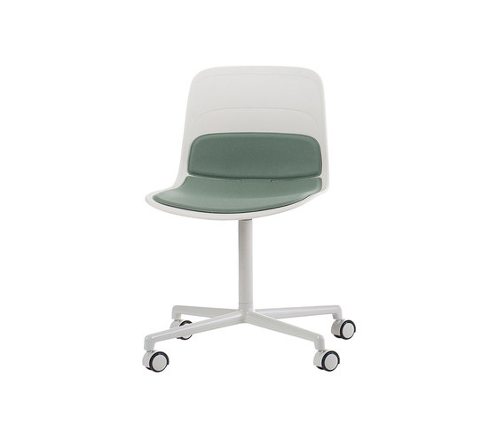 Grade | Chair on swivel base | Sillas de oficina | Lammhults