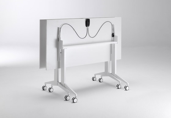 FT4 Folding Table | Tables collectivités | Cube Design