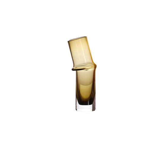 fold vessel short olivin | Vases | SkLO