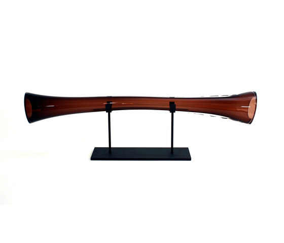 pull rod object brown w/ horiz table stand dark oxidized | Objets | SkLO