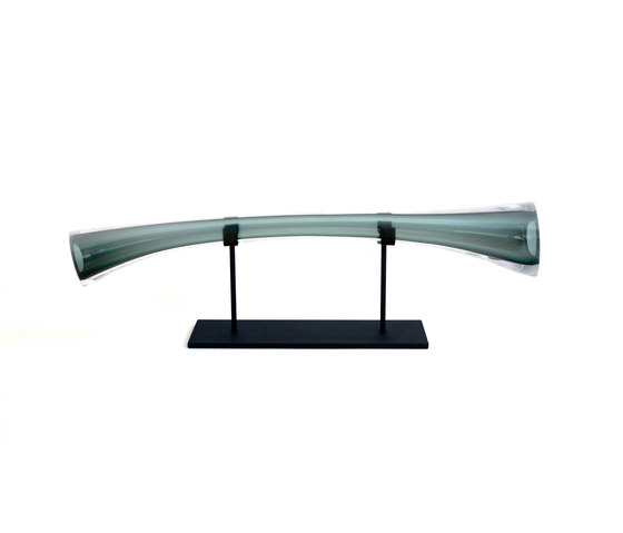 pull rod object smoke w/ horiz table stand dark oxidized | Objetos | SkLO