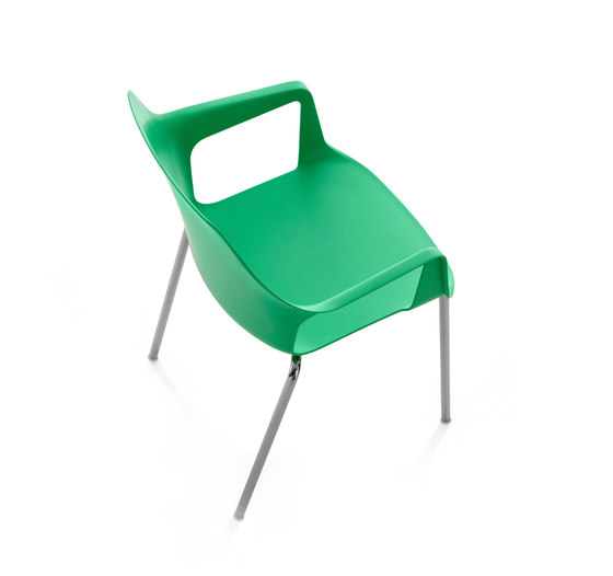 Vesper 2 Chair | Chaises | Cube Design