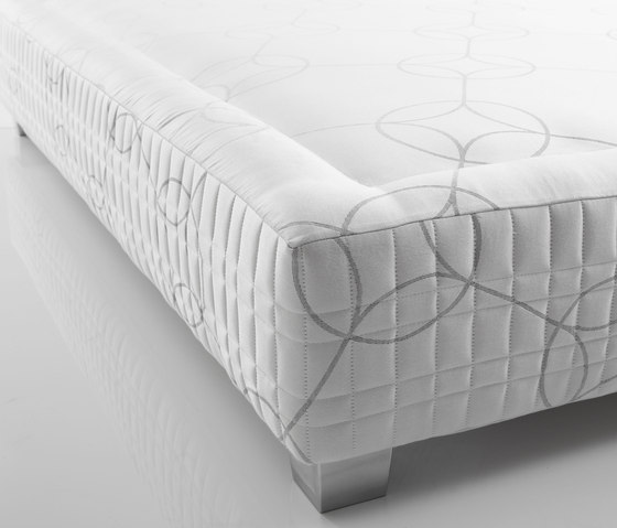 Sleeping Systems Collection Platinum | Bed Bases Étoile | Materassi | Treca Paris
