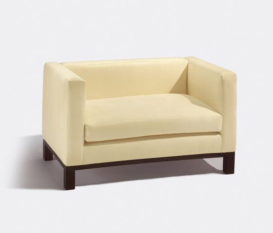Stella sofa | Sofas | Lambert