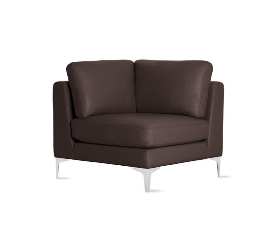 Albert Corner in Leather | Elementos asientos modulares | Design Within Reach