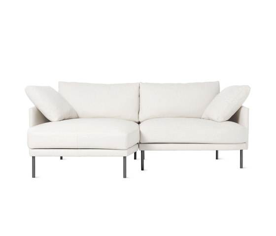 Camber Compact Sectional in Leather, Left, Onyx Legs | Sofás | Design Within Reach