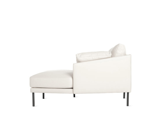 Camber Compact Sectional in Leather, Right, Onyx Legs | Divani | Design Within Reach