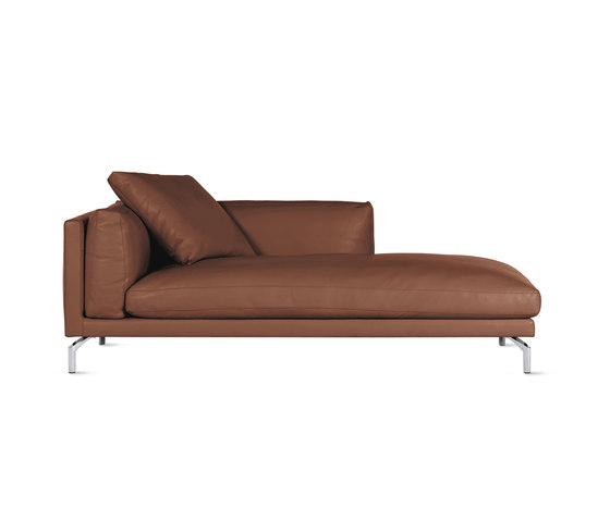 Como Chaise in Leather, Right | Modulare Sitzelemente | Design Within Reach