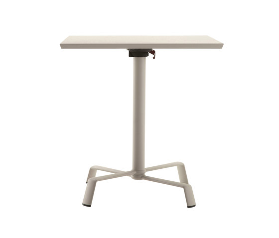 Omnia Selection - Elica base Tonik tabletop | Dining tables | Fast