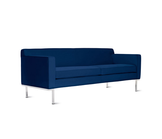 Theatre Sofa in Fabric | Sofás | Design Within Reach