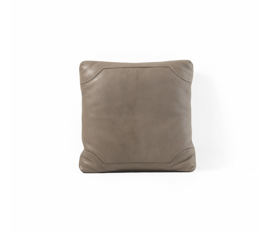 05 | Cushions | Frigerio