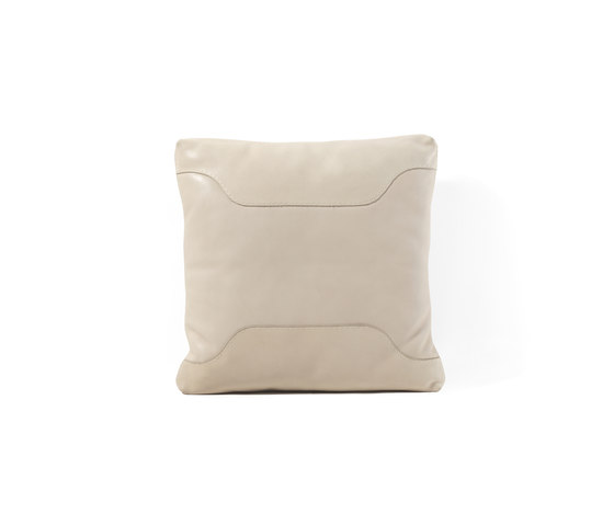 06 | Cushions | Frigerio