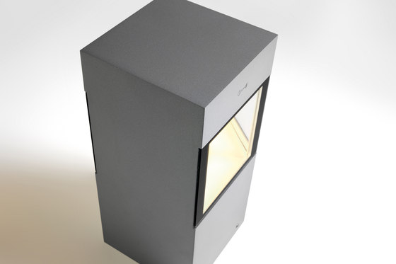 Boxlite IP67 E27 | Lámparas exteriores de suelo | Modular Lighting Instruments