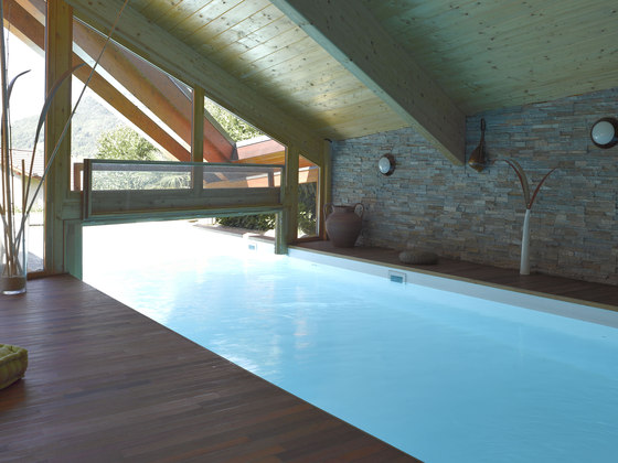 Indoor-outdoor pool | Piscinas | Piscines Carré Bleu
