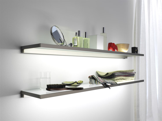Lighting system 4 Glass shelf | Estantería | GERA
