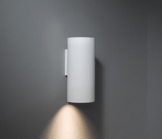 Lotis tubed wall 1x LED retrofit | Wall lights | Modular Lighting Instruments