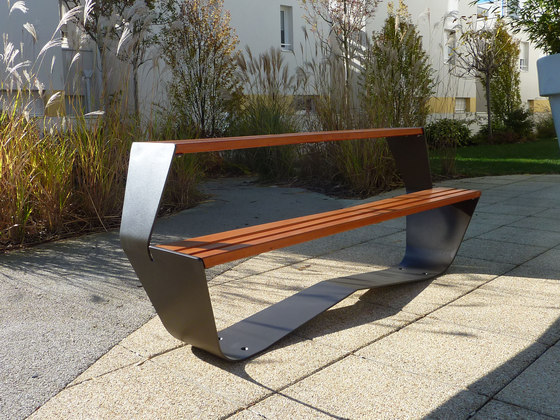Karma picnic table | Table-seat combinations | Concept Urbain